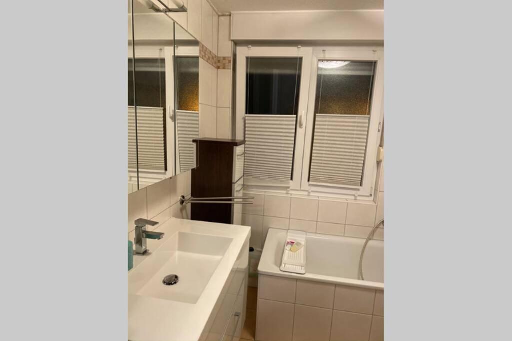 אסן Ruhiges Zimmer Im Gasthaus מראה חיצוני תמונה
